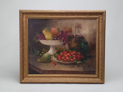 Angela George – Arundel Antiques Dealer