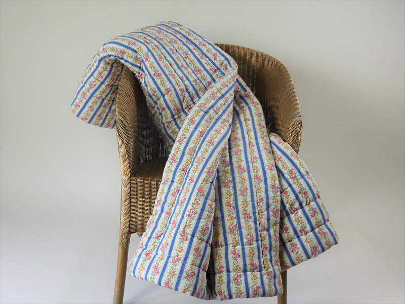 Quilt ~ French Boutis Floral Stripes