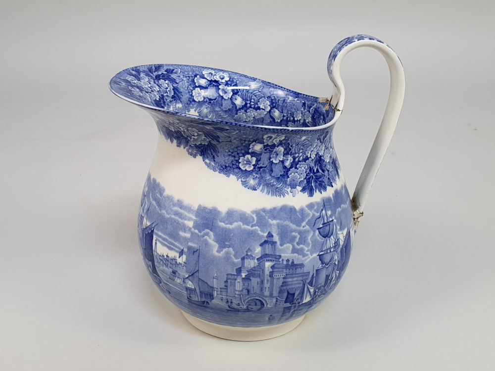 19th century Wedgwood Etruria blue and white Jug