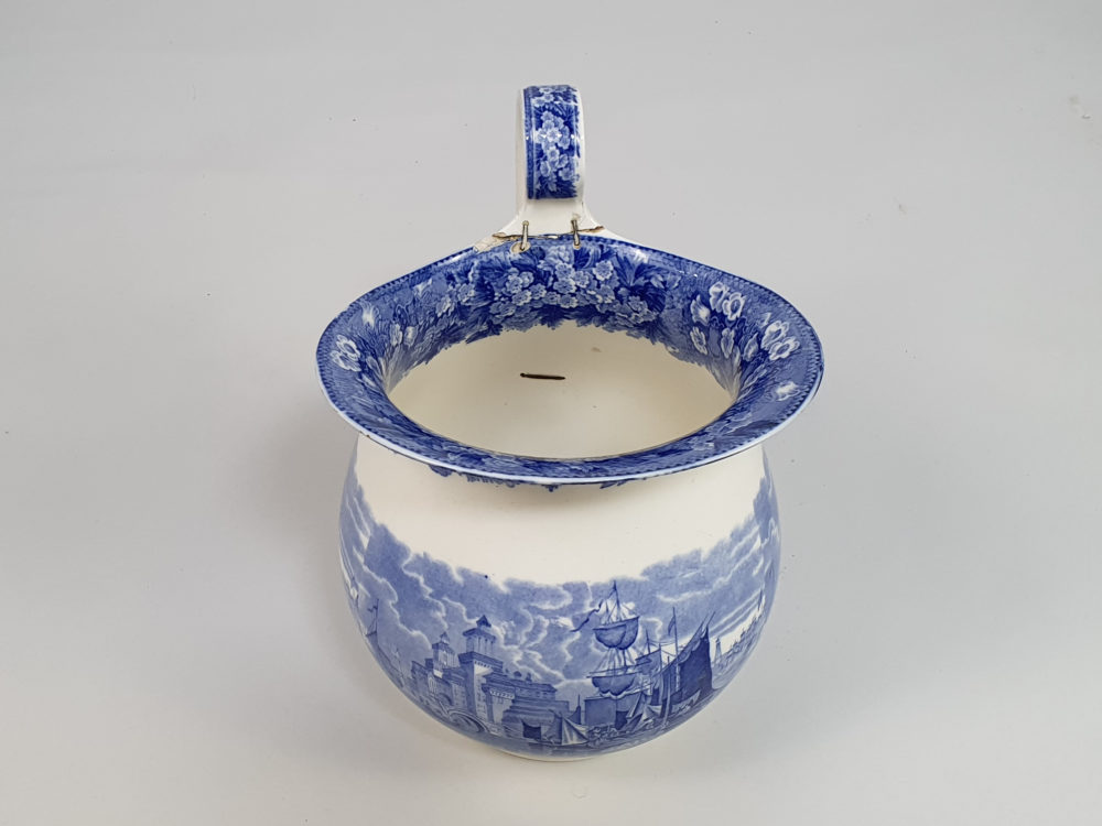 19th century Wedgwood Etruria blue and white Jug