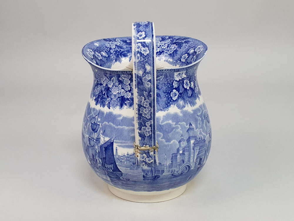 19th century Wedgwood Etruria blue and white Jug