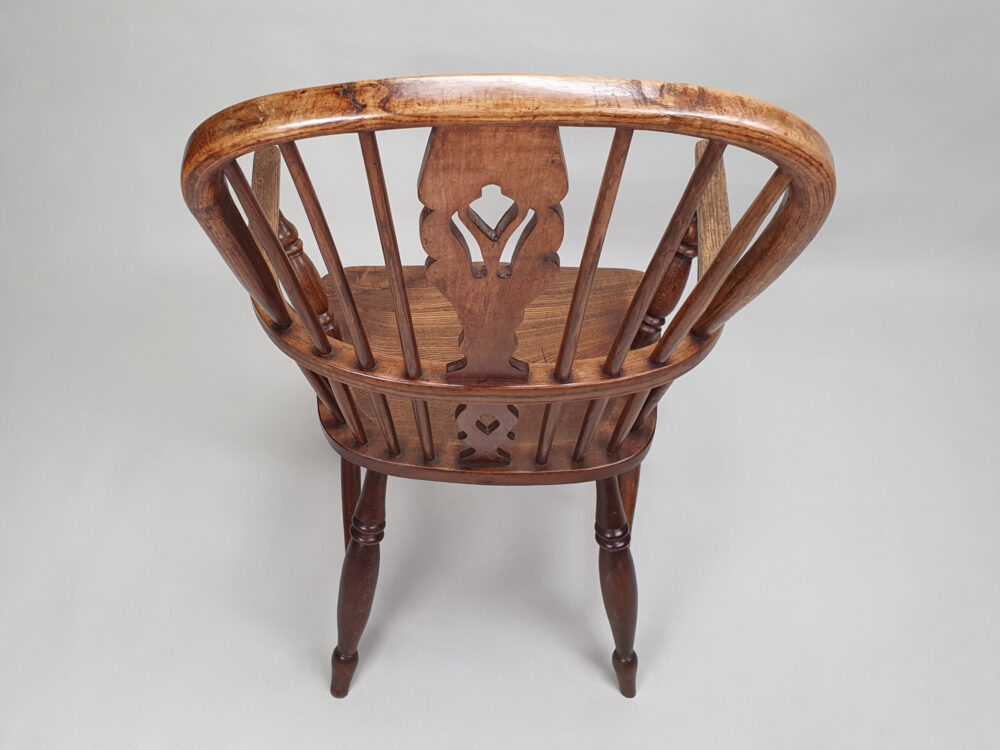 19th century English antique ash and elm Windsor high back Arm Chair