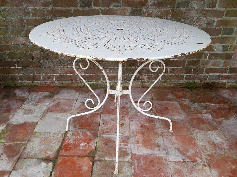 Garden Table