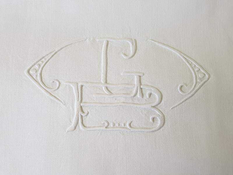 Individual White Monogrammed Linen Sheets