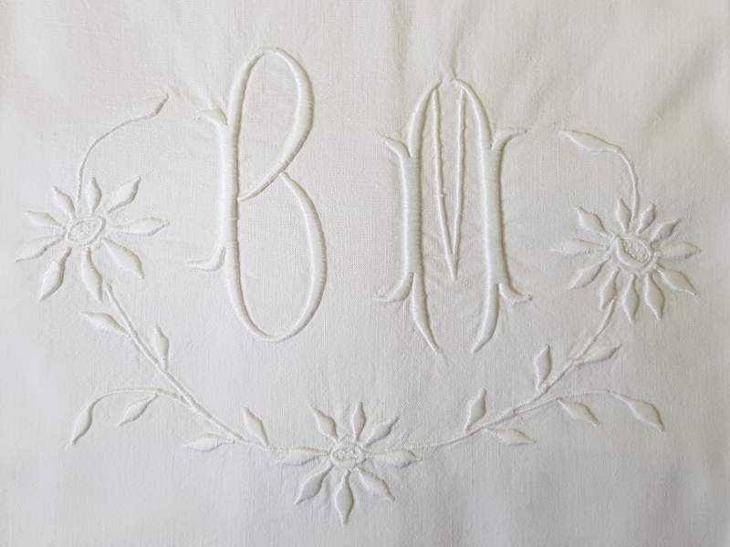 Individual White Monogrammed Cotton Sheets