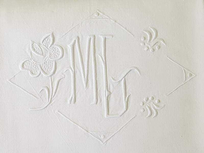 Individual White Monogrammed Linen Sheets