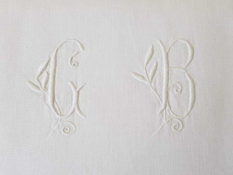 Individual White Monogrammed Linen Sheets