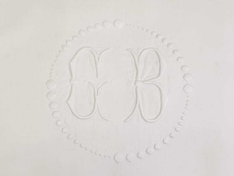 Individual White Monogrammed Cotton Sheets