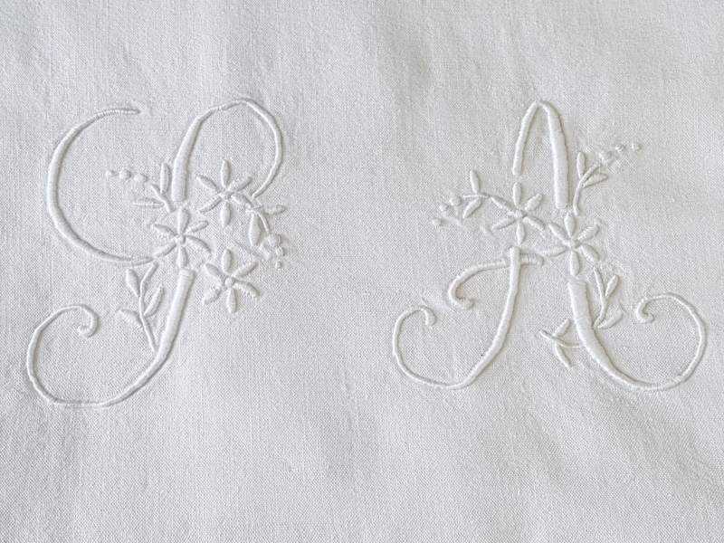 Individual White Monogrammed Cotton Sheets