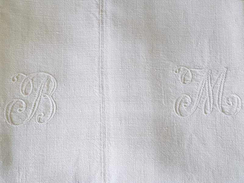 Individual White Monogrammed Linen Sheets