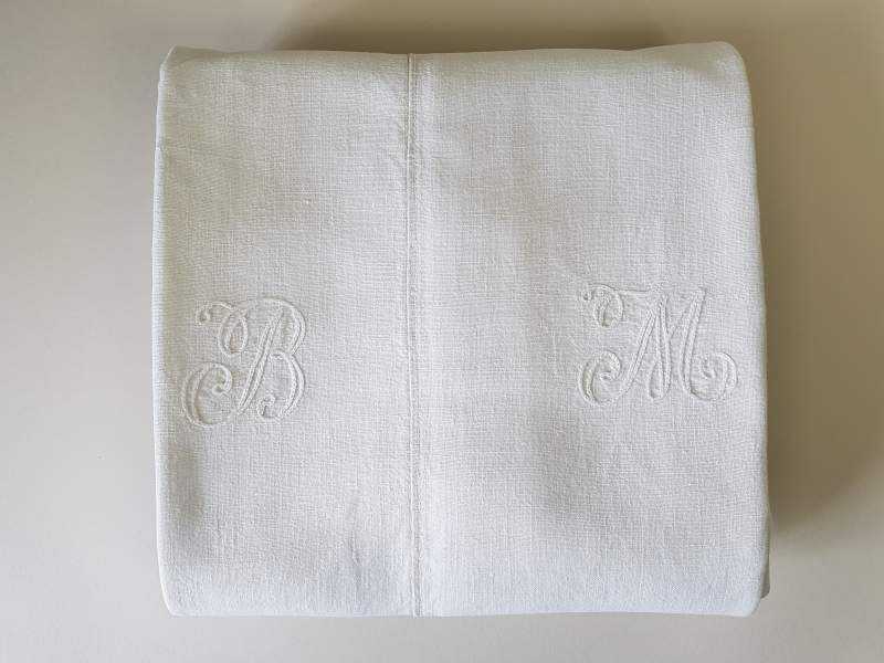 Individual White Monogrammed Linen Sheets