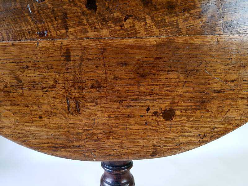 Georgian oak Tilt Top Table