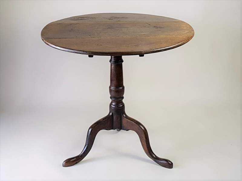 Georgian oak Tilt Top Table