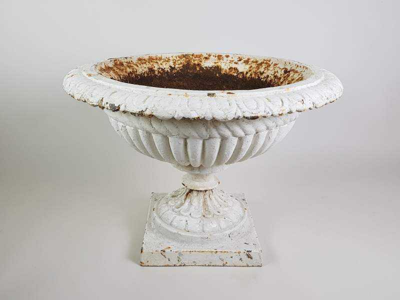Urn