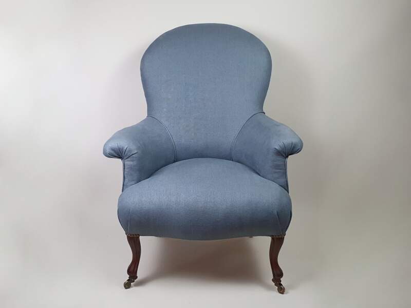Napoleon III armchair recovered in linen