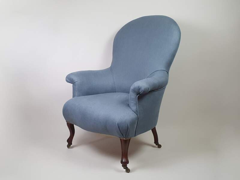 Napoleon III armchair recovered in linen
