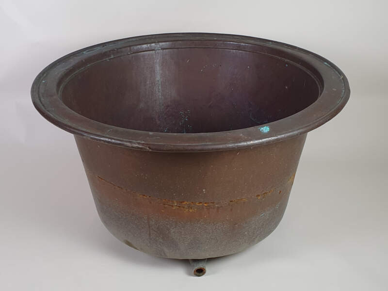 Large Dutch copper, ideal as a Log Basket