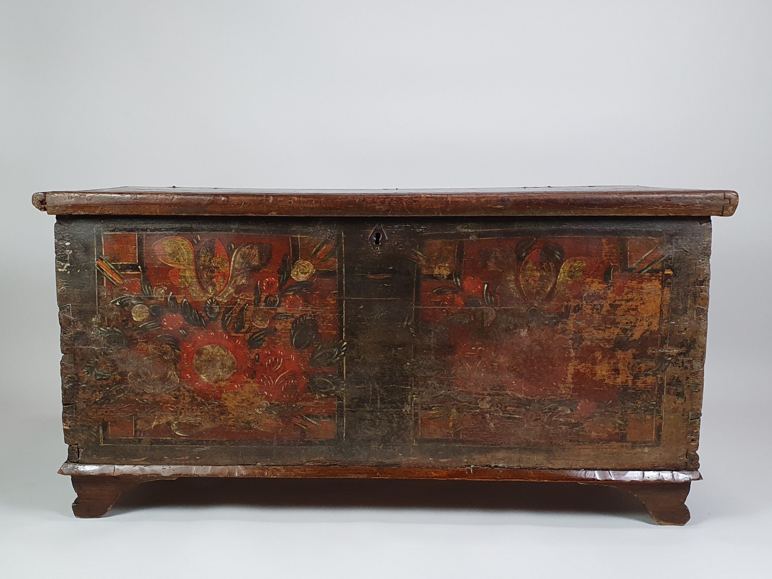 Normandy coffer with folk art design and original paint