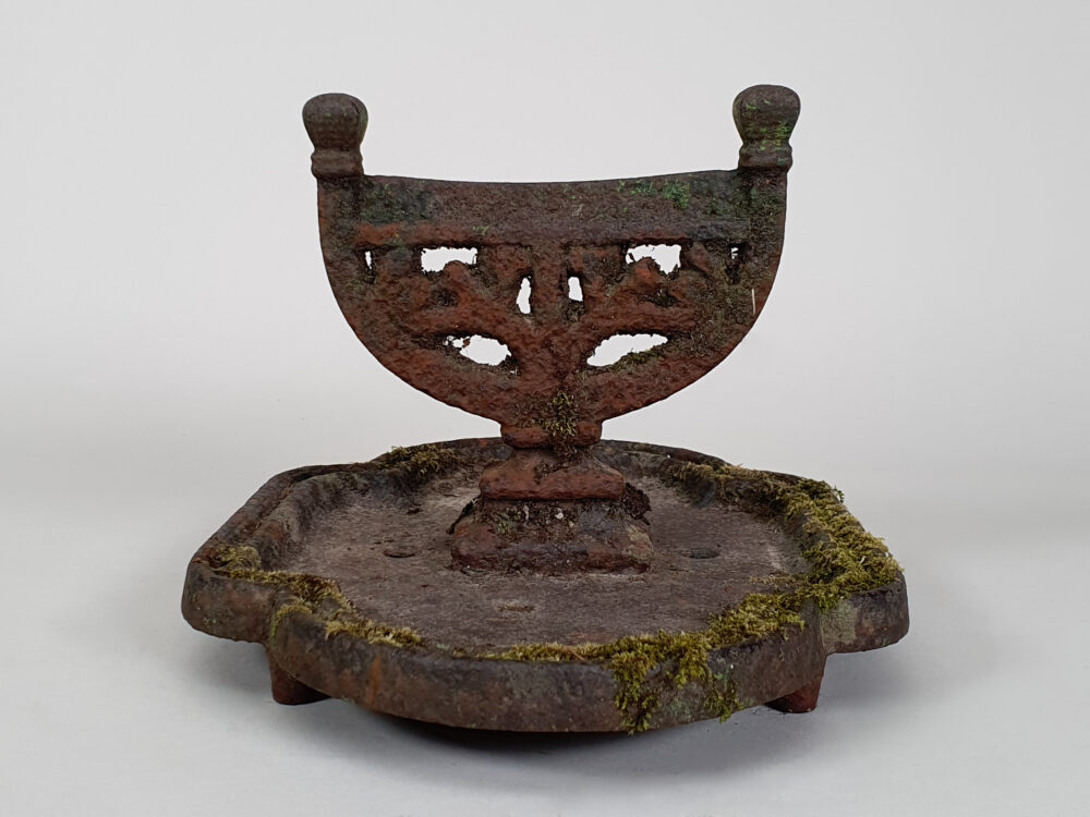 Victorian English antique cast iron Boot Scraper
