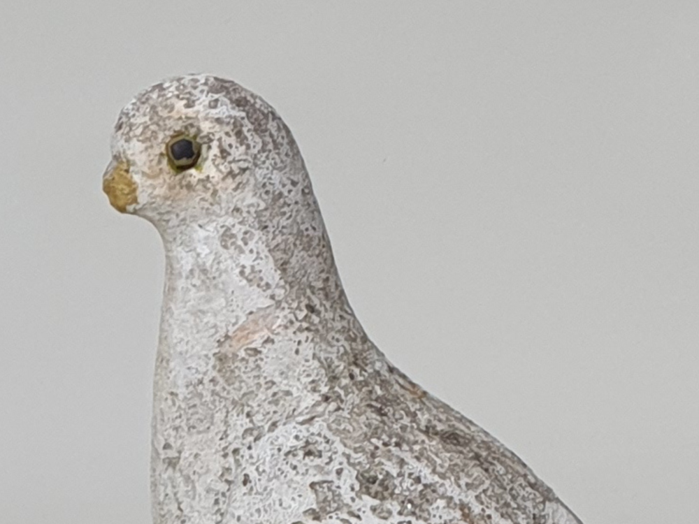 A pair of antique garden ornament Doves