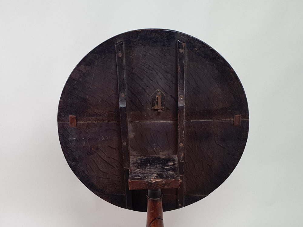 Antique Georgian tiger oak Tilt Top Table