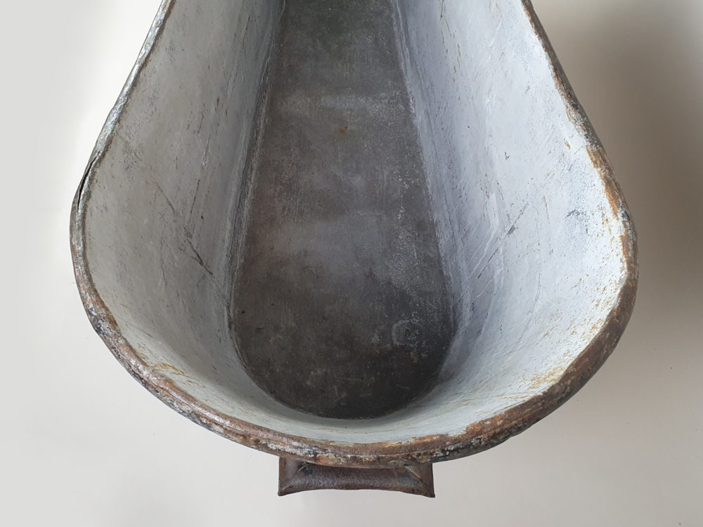 Beautiful Napoleon III zinc Slipper Bath