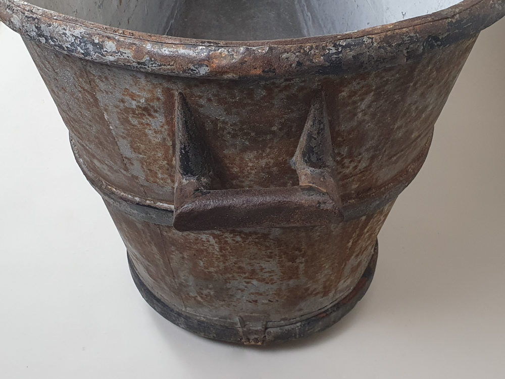 Beautiful Napoleon III zinc Slipper Bath