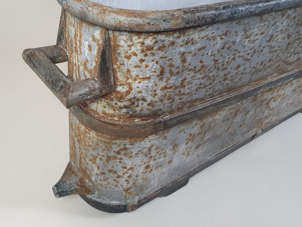 Beautiful Napoleon III zinc Slipper Bath