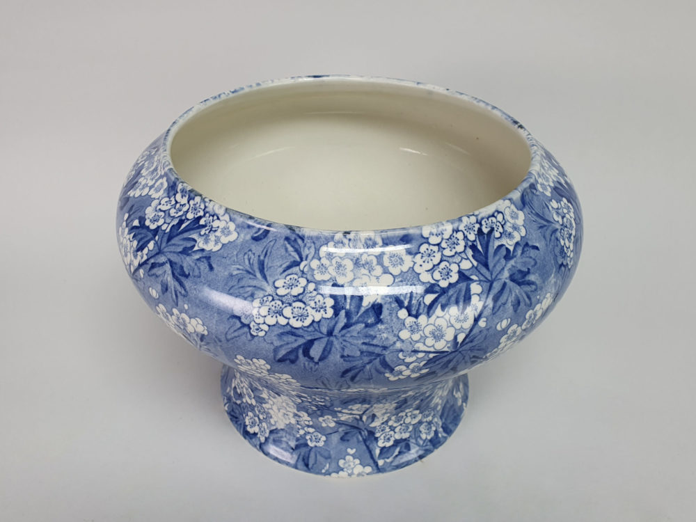 Antique ceramic ‘May Blossom’ blue and white transfer Pot