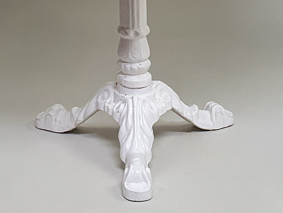 Antique circular white Marble Table on wrought iron base