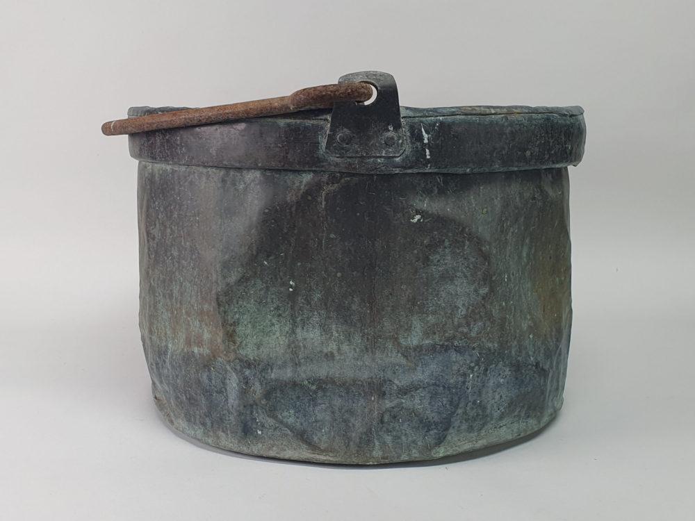 Antique early 19th century Copper Bucket with handle