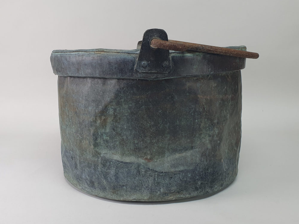 Antique early 19th century Copper Bucket with handle
