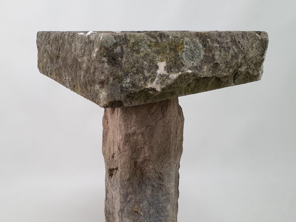 Antique garden stone Bird Bath Ornament