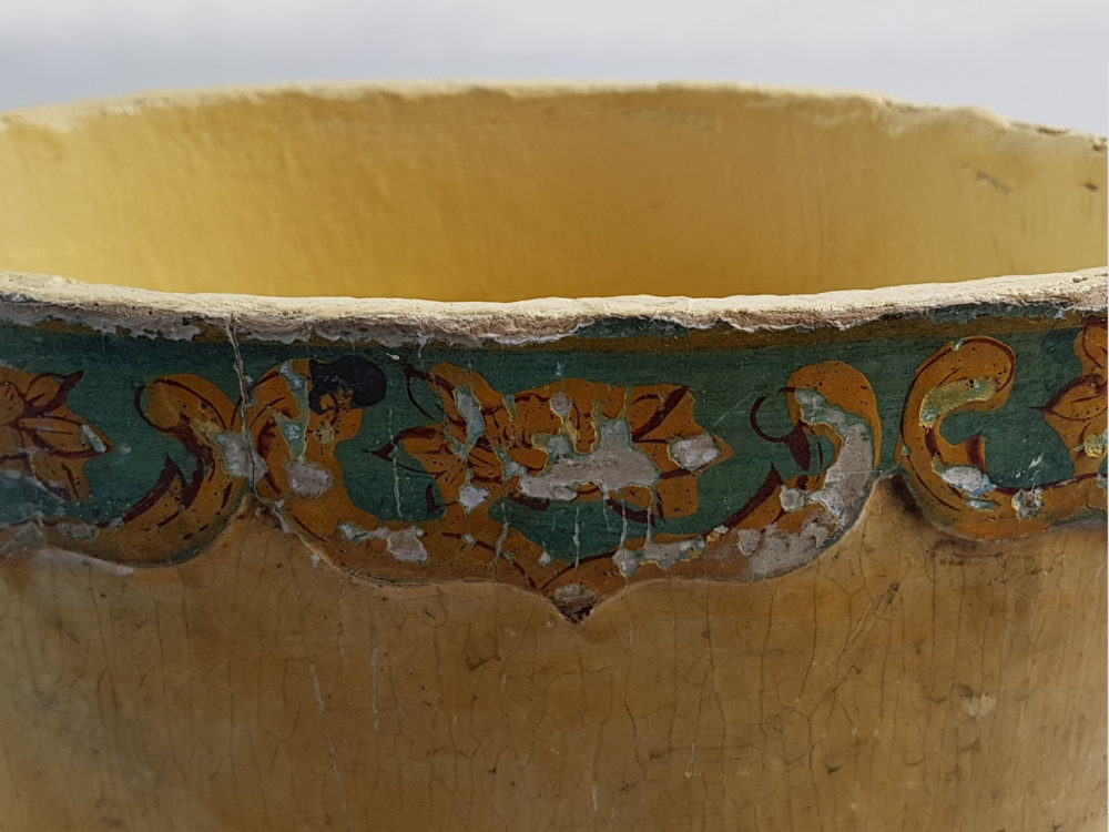 Decorative antique Italian papier-mâché Paper Bin