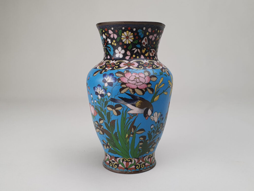 Decorative antique Japanese Meiji Cloisonné Vase with exotic birds and flowers