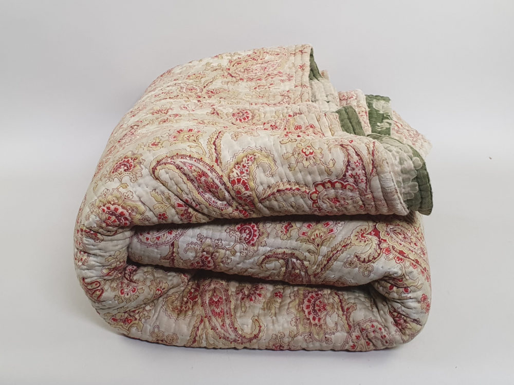 Early 1900s antique Quilt with a Paisley pattern