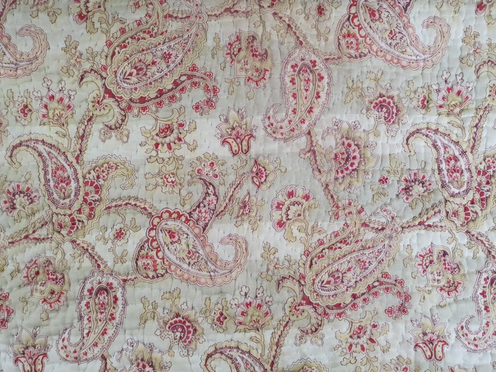 Early 1900s antique Quilt with a Paisley pattern