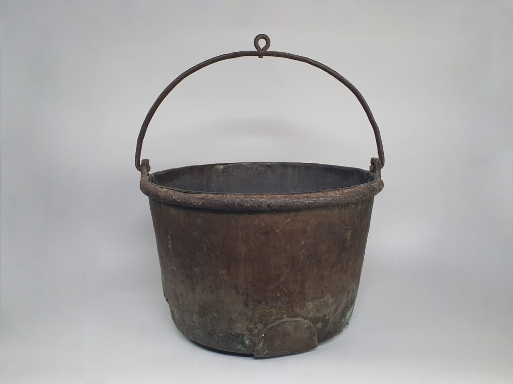 Early 19th century antique copper Planter or Bucket