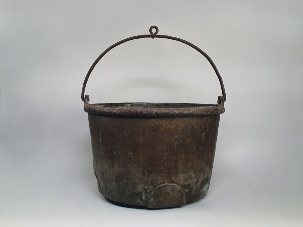 Early 19th century antique copper Planter or Bucket