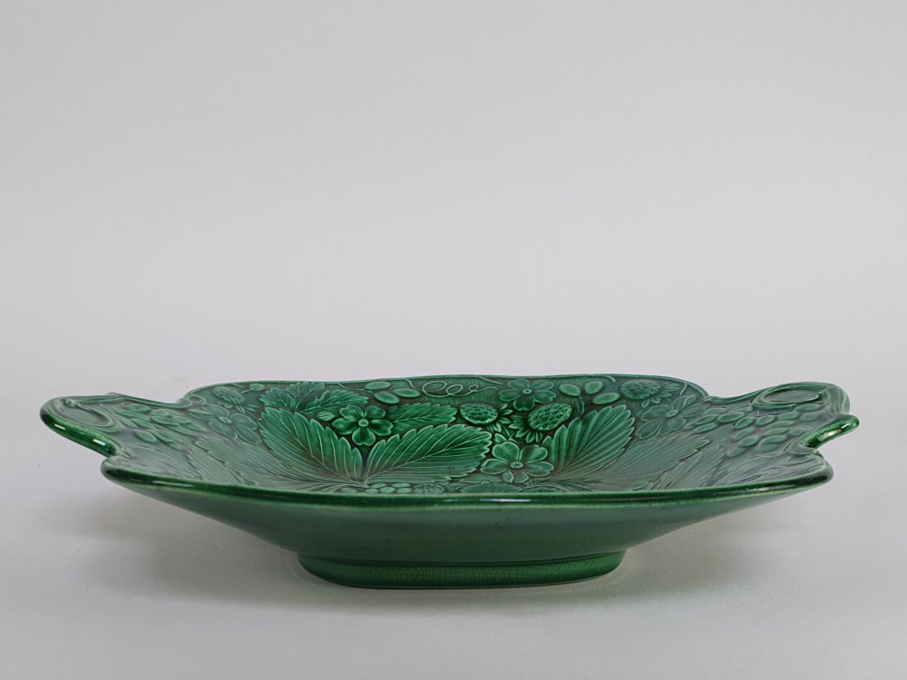Green majolica 19th century antique Platter or Serving Plate