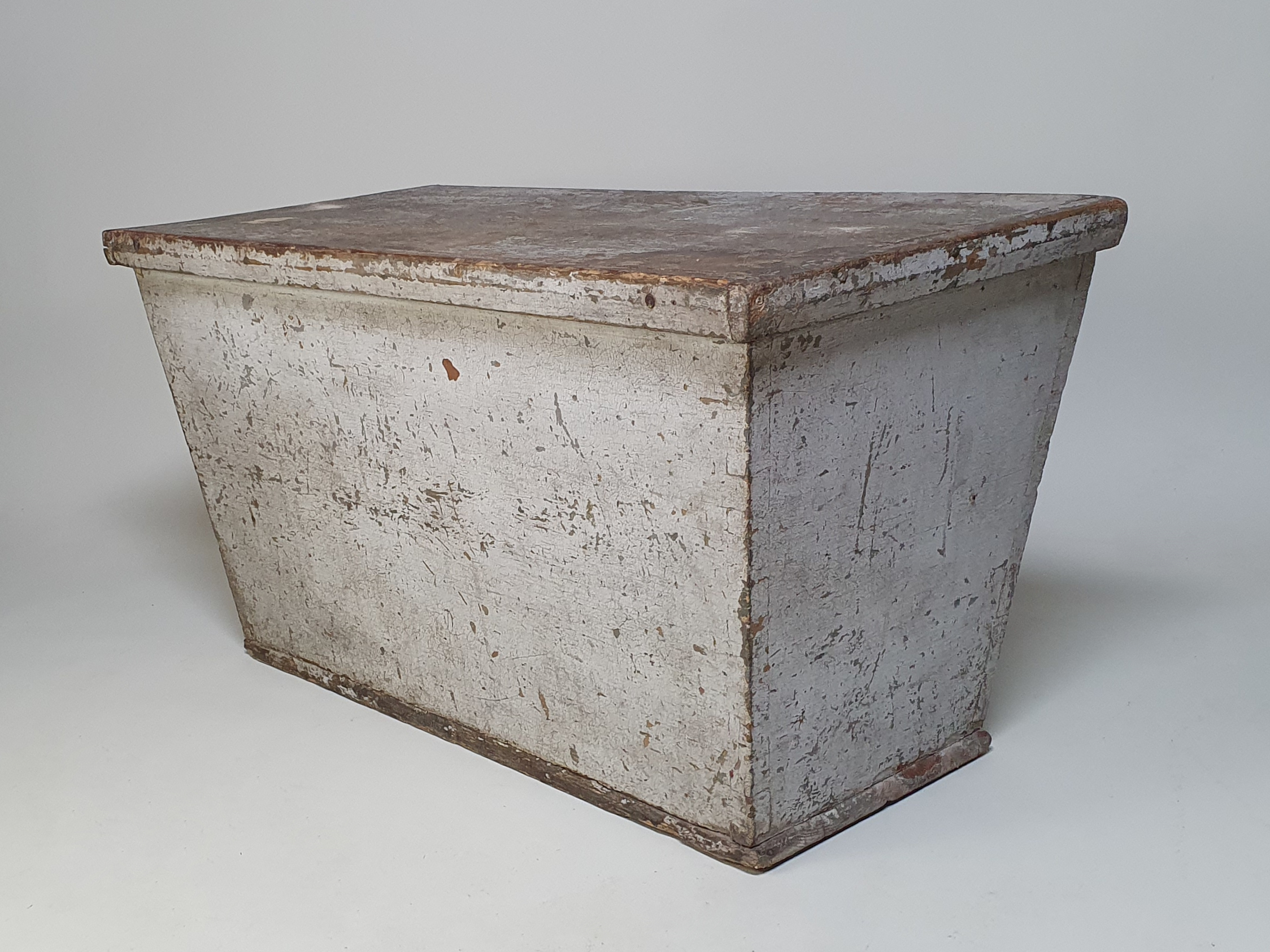Hungarian Coffer in wonderful original dove grey paint