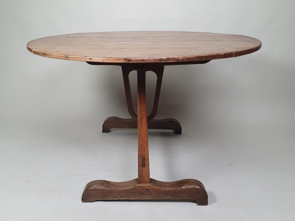 Large 19th century oak wine tasting Vendage or Vgneron antique Table