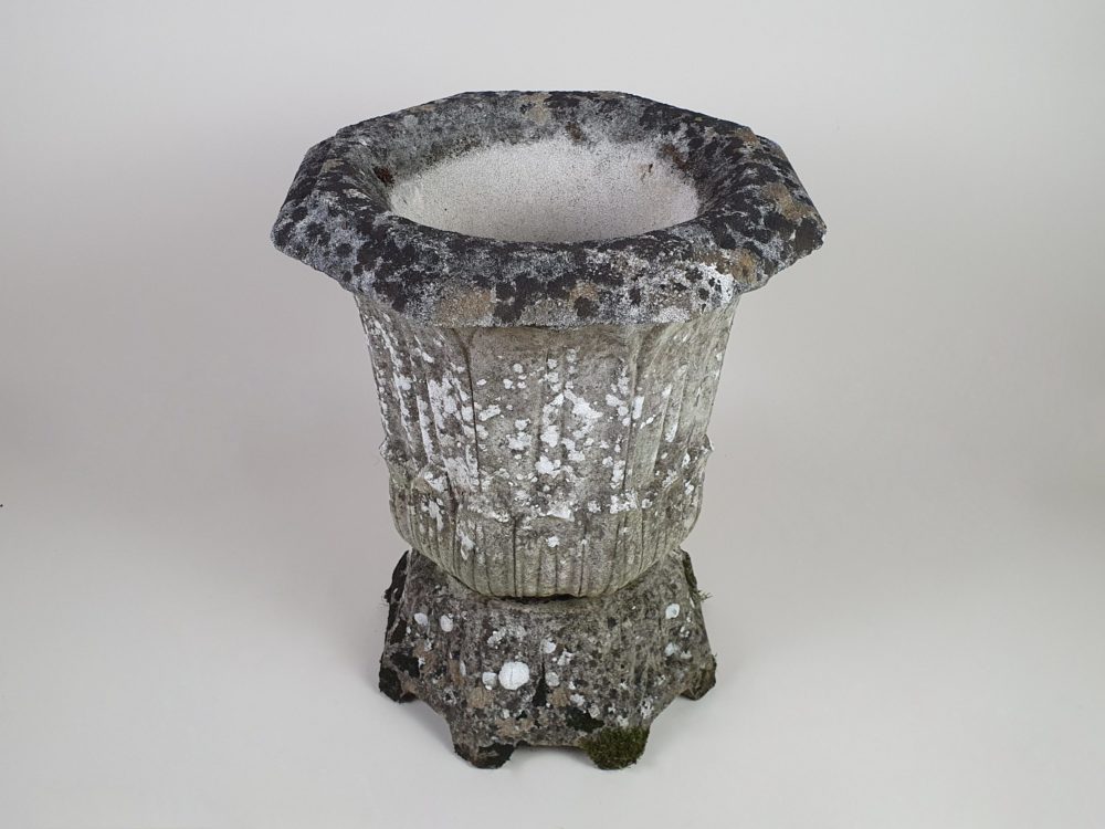 Large acanthus design well weathered composite Planter