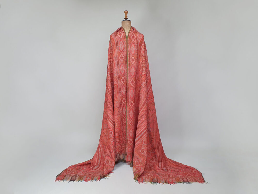 Large antique Victorian Paisley woollen piano Shawl