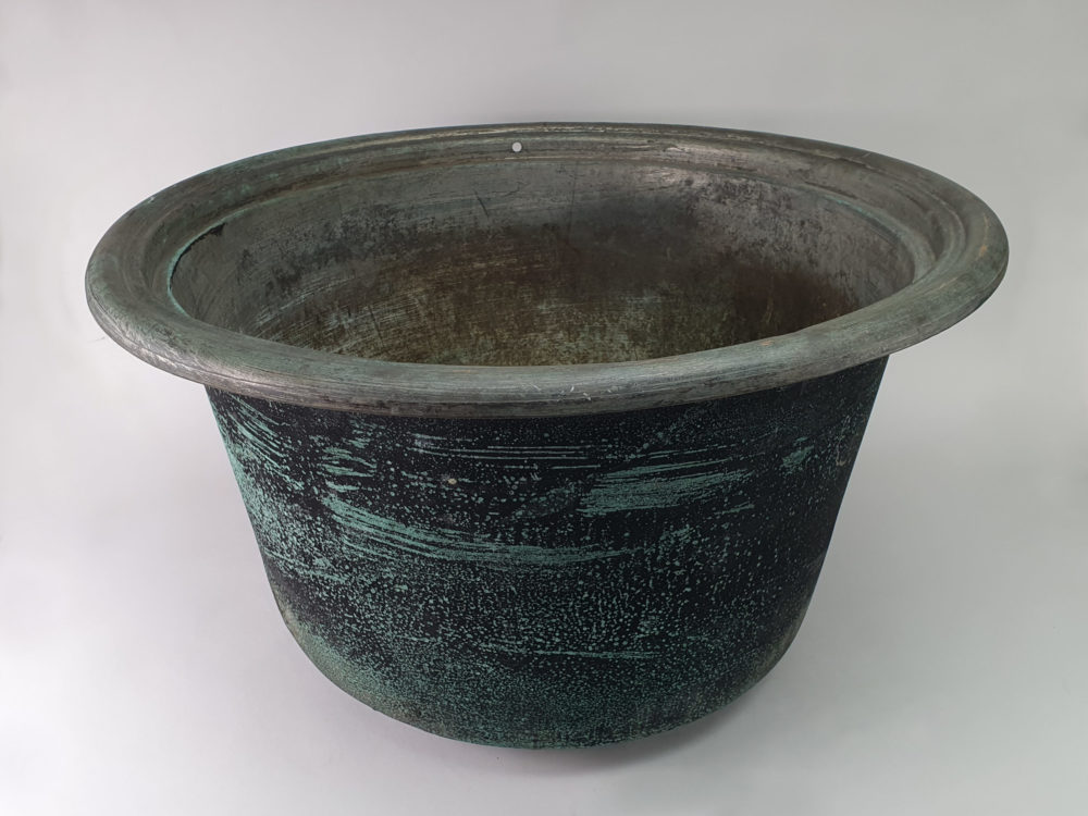 Large antique garden Copper Planter