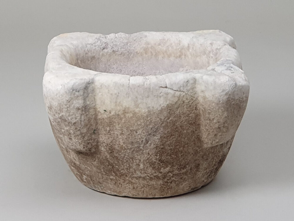 Large decorative antique 19th century marble Mortar with wonderful patina