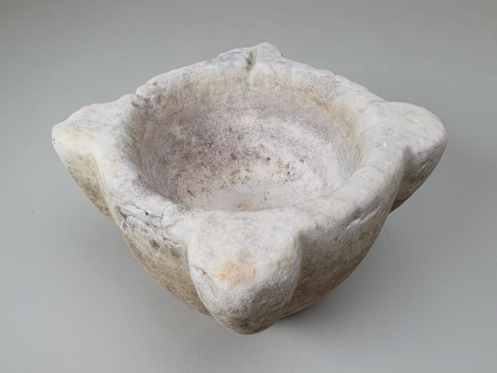 Large decorative antique 19th century marble Mortar with wonderful patina