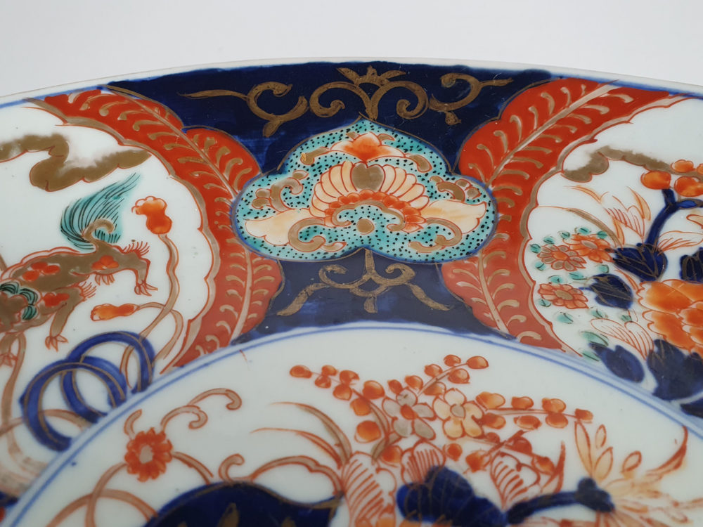 Large early 20th century antique Imari Charger