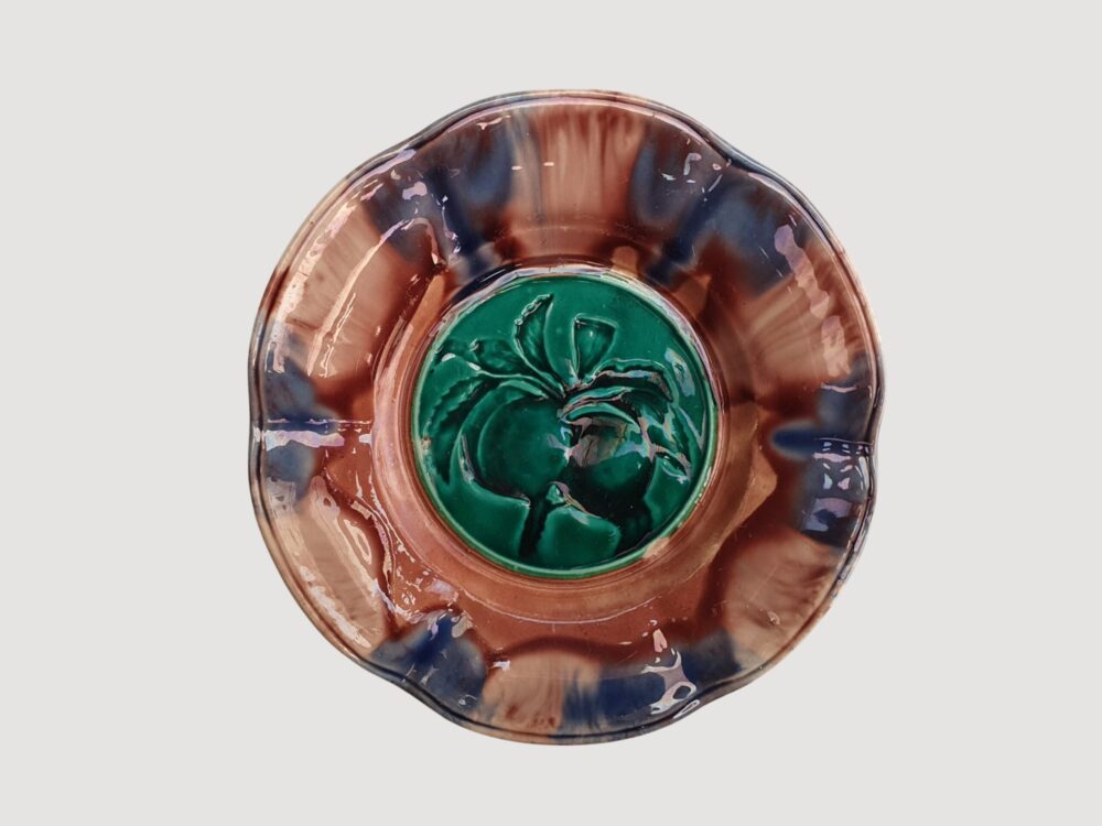 Matching set of 8 antique ceramic Rubelles faience 'emaux ombrants' or 'fabrique d'emaux majolica pottery earthenware Plates