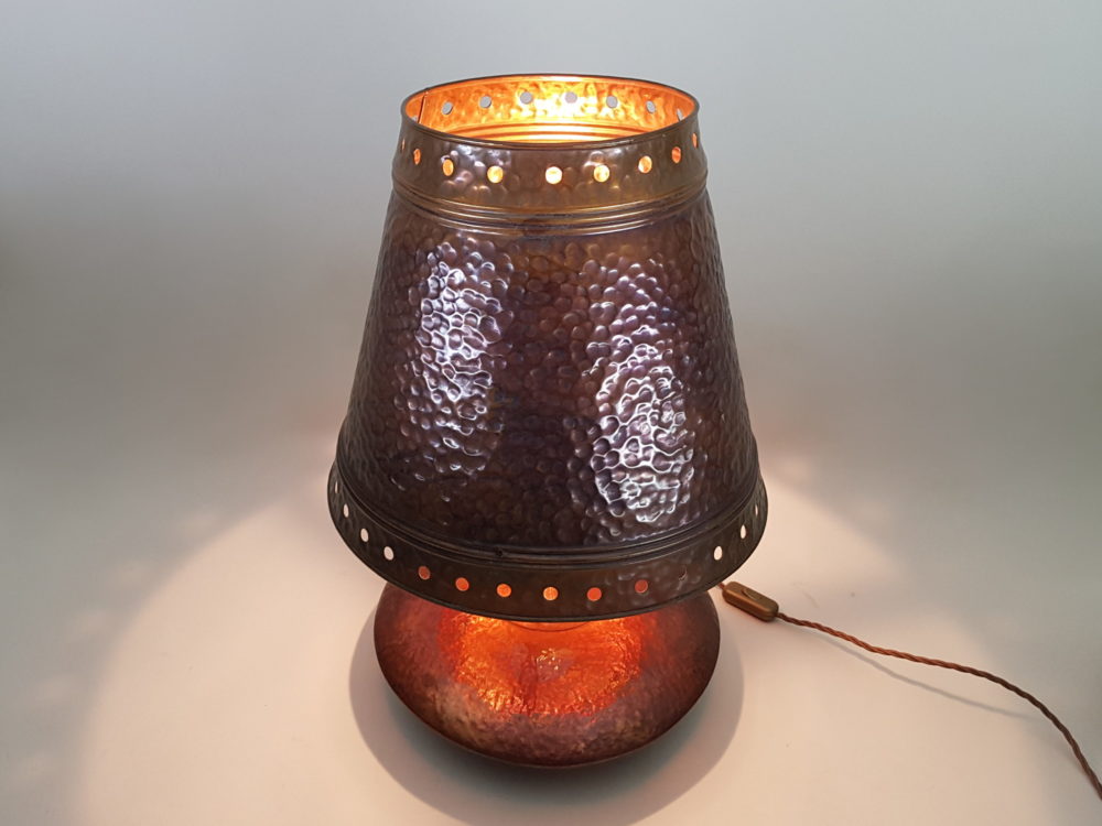 Mid century antique atomic design copper Table Lamp with a copper shade